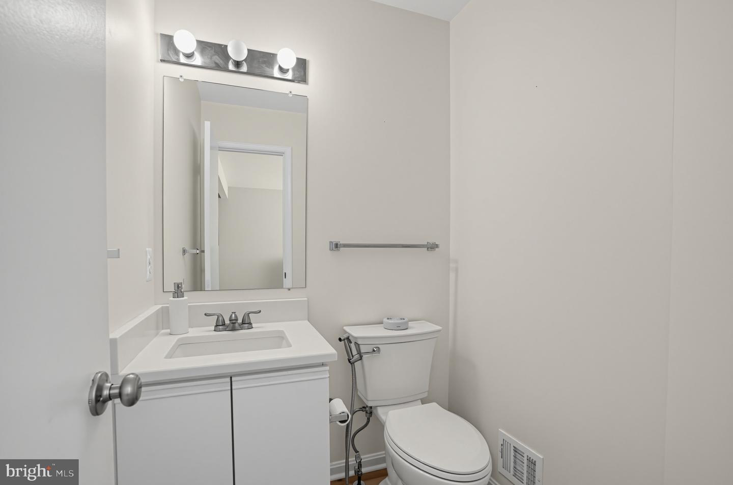 21785 Goldstone Ter Property Photo 8