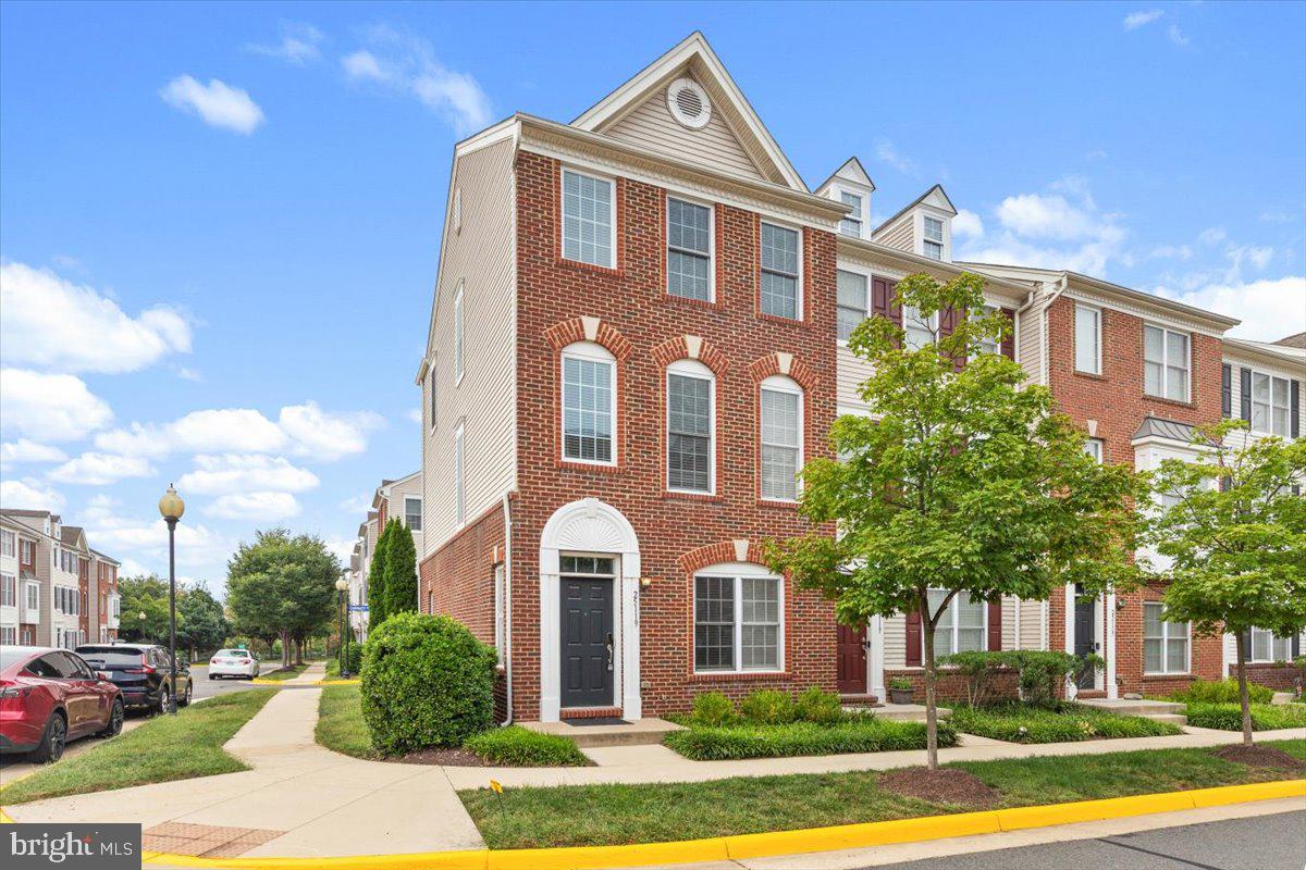 25119 MCBRYDE TER