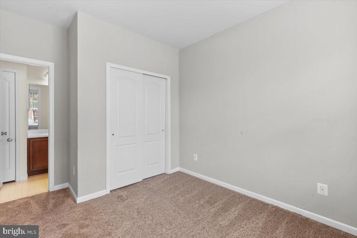 25119 Mcbryde Ter Property Photo 4