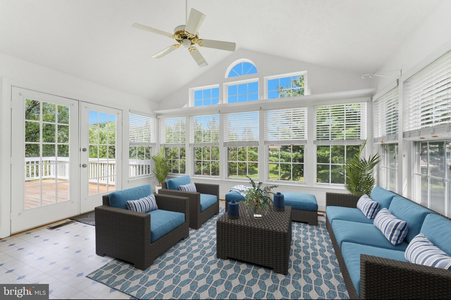 43868 Stronghold Ct Property Photo 17