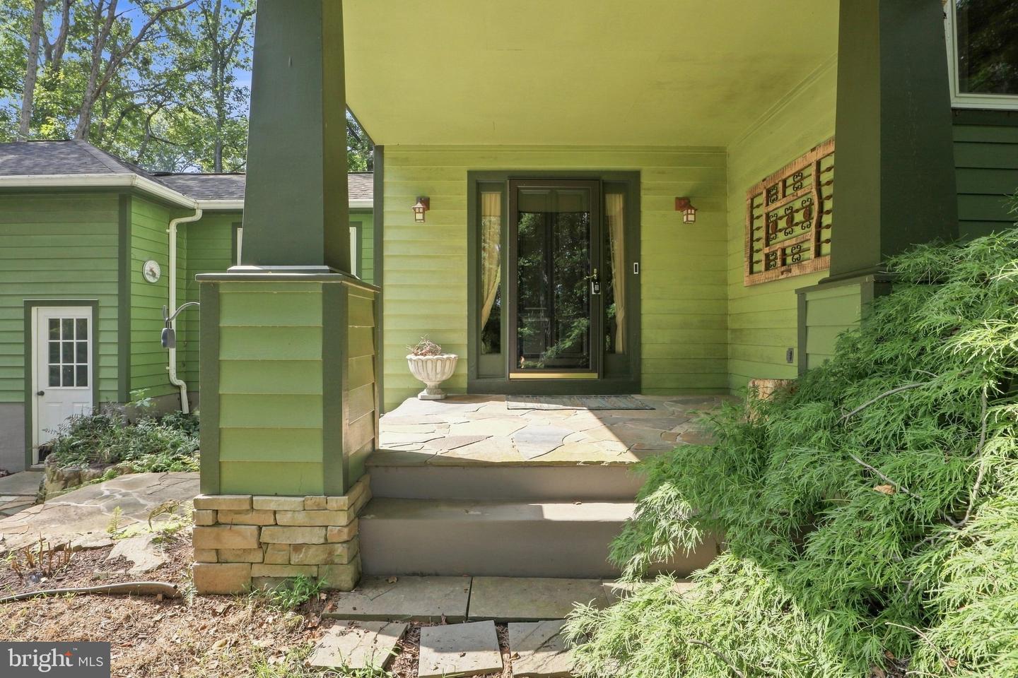 39400 Crooked Bridge Ln Property Photo 4