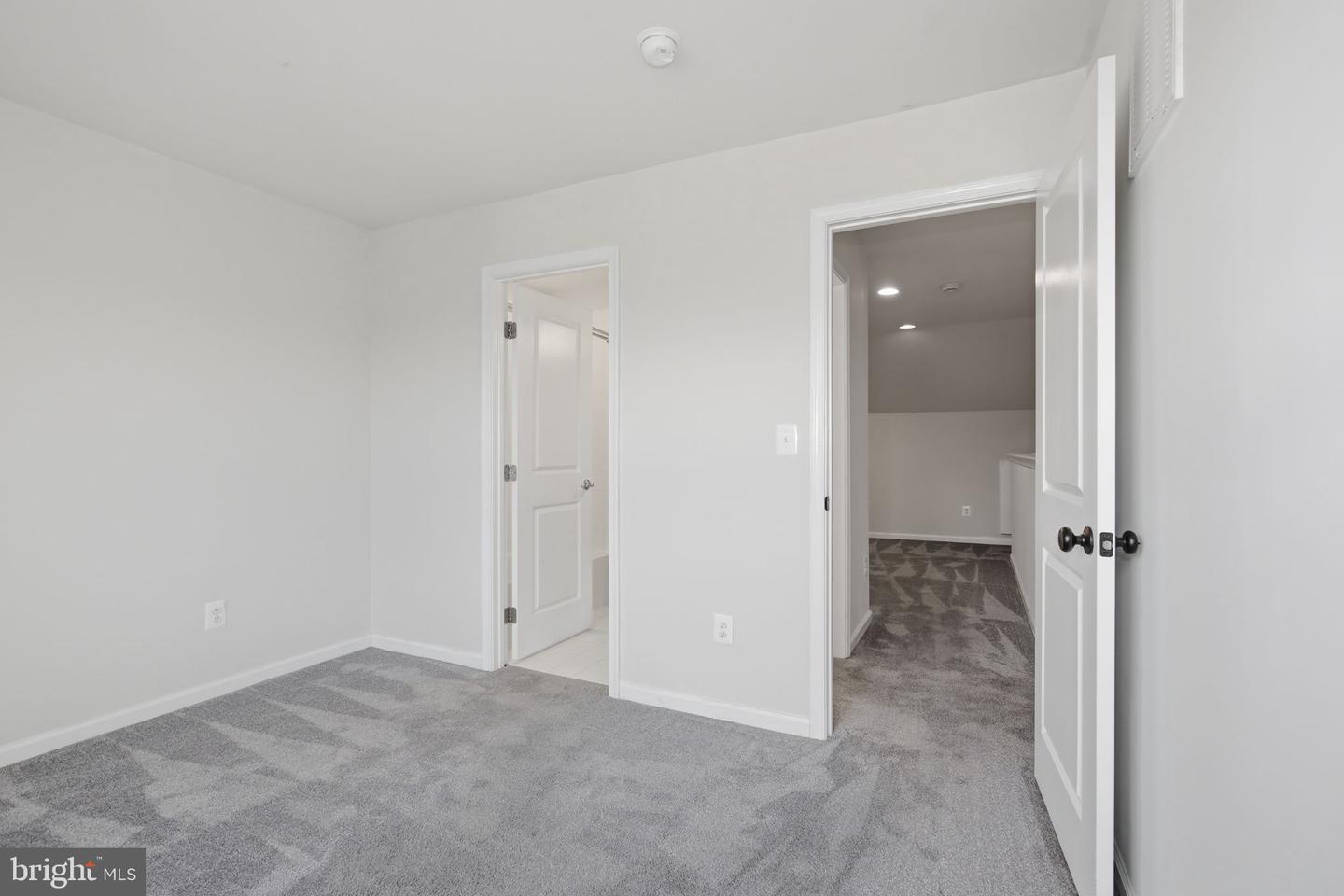 22322 Foundation Dr Property Photo 45