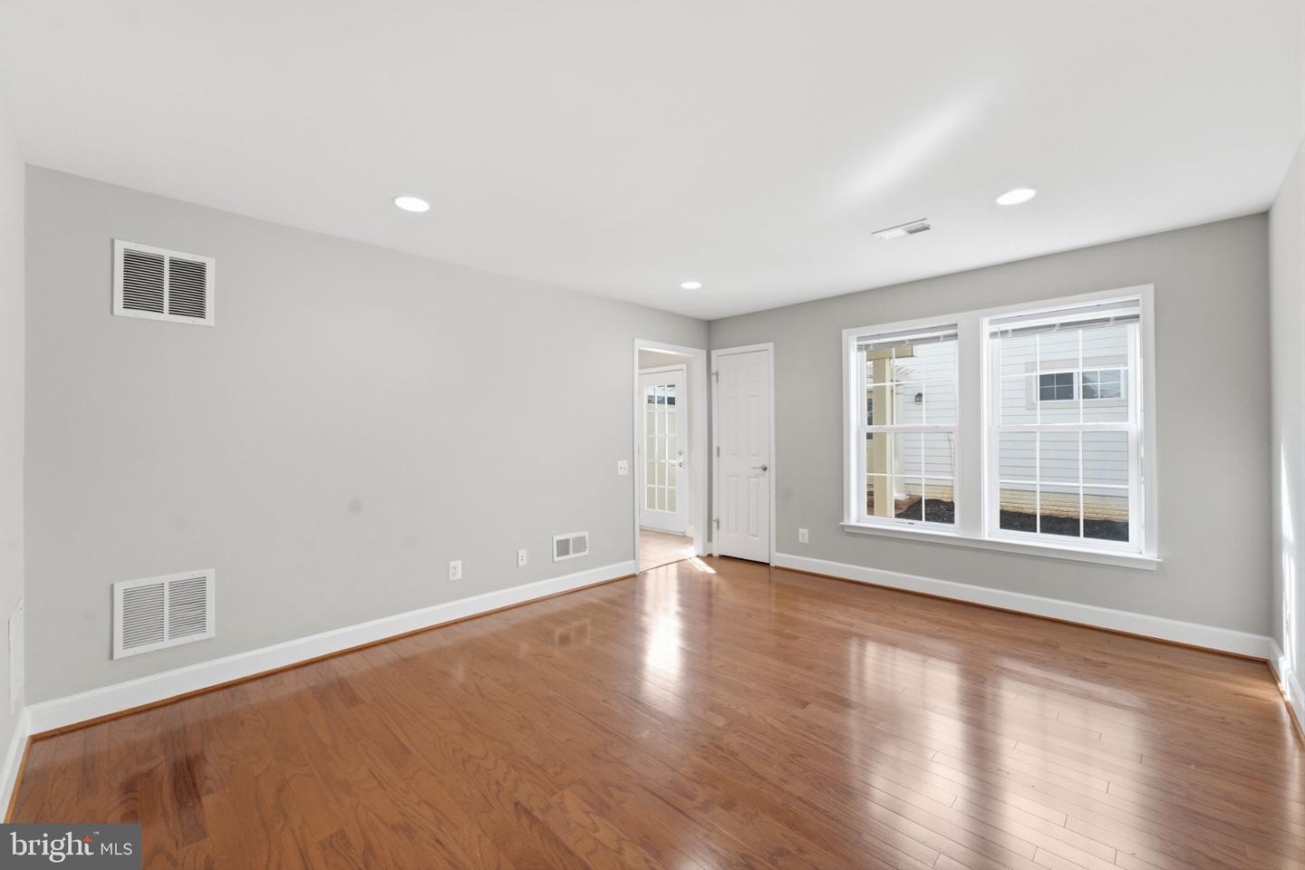 193 Great Laurel Sq Se Property Photo 58