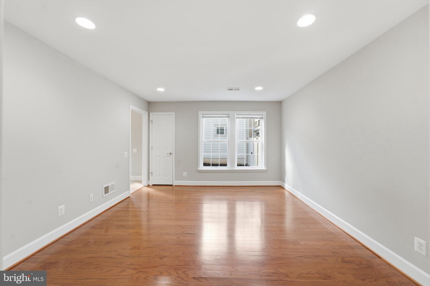 193 Great Laurel Sq Se Property Photo 59