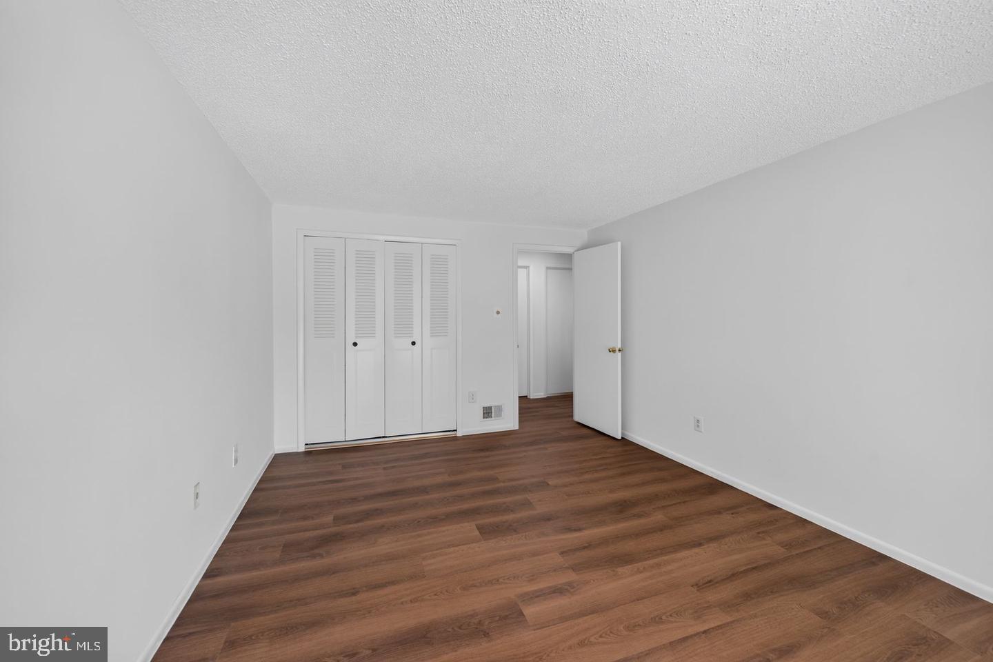 28 Wedgedale Dr Property Photo 8