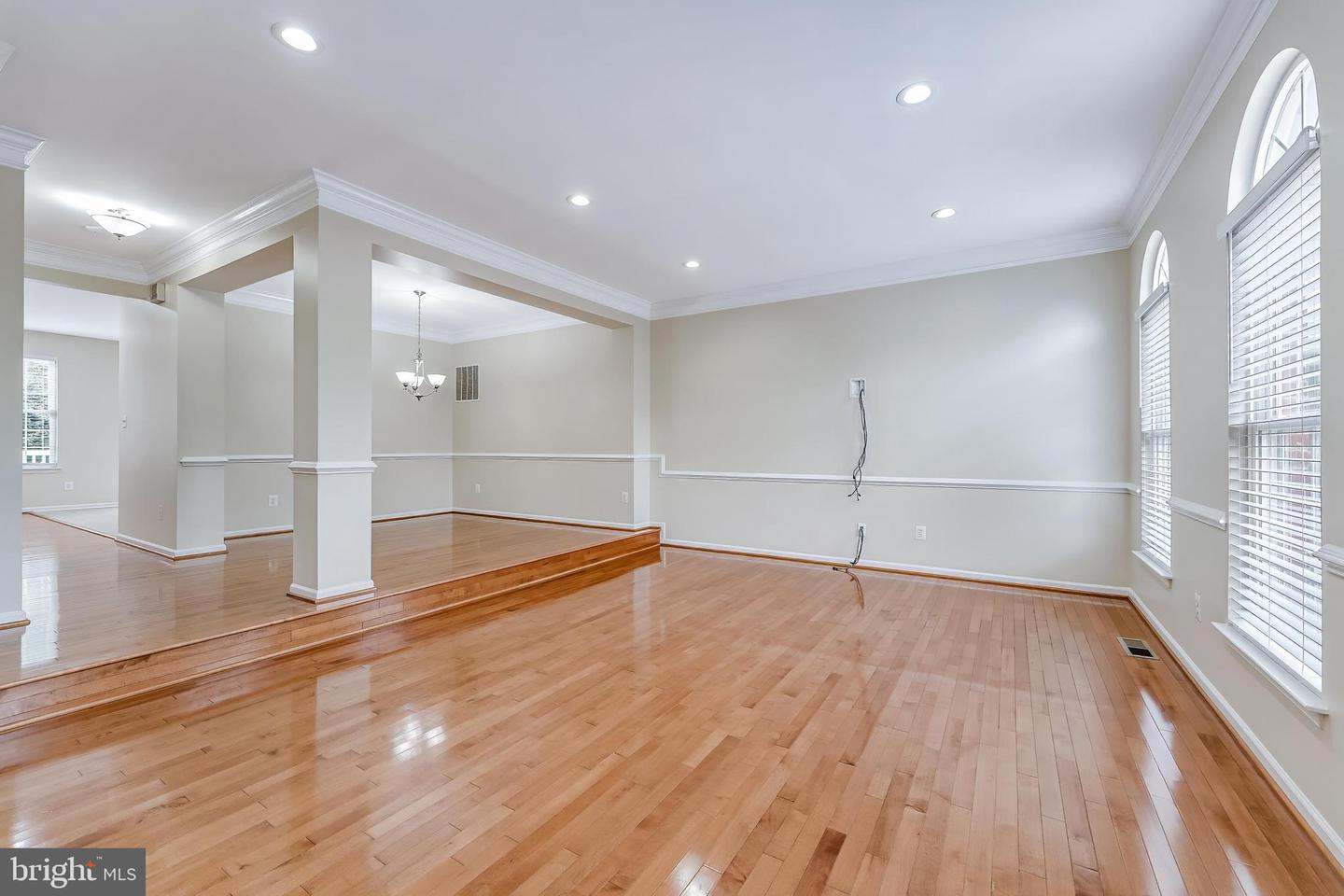 43619 Picketts Corner Ter Property Photo 4