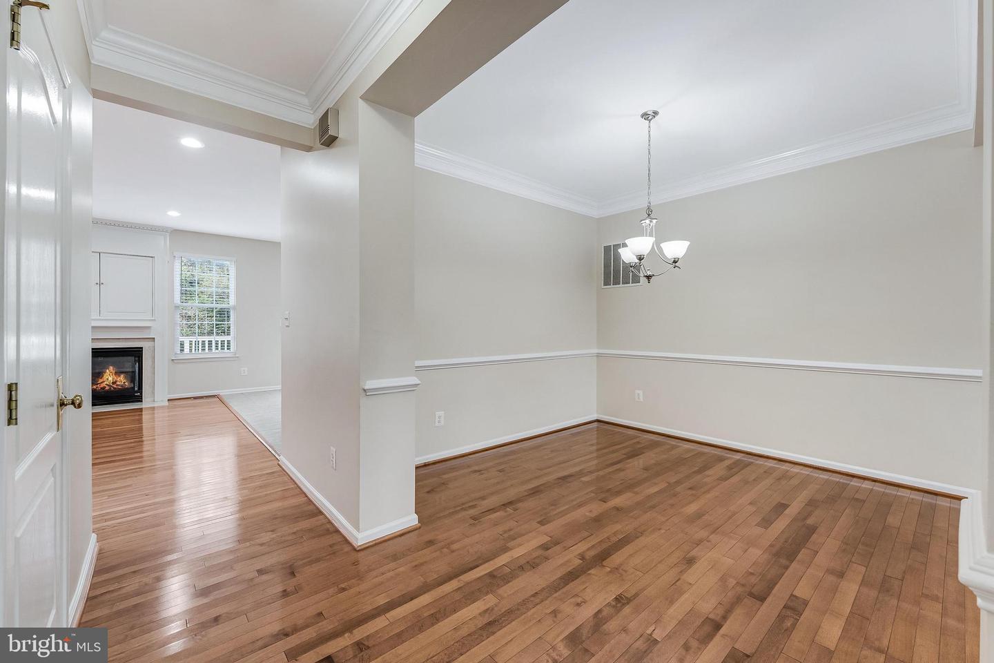 43619 Picketts Corner Ter Property Photo 7