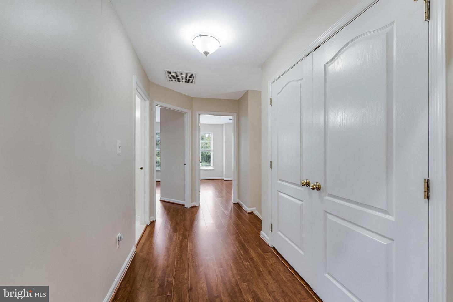 43619 Picketts Corner Ter Property Photo 25