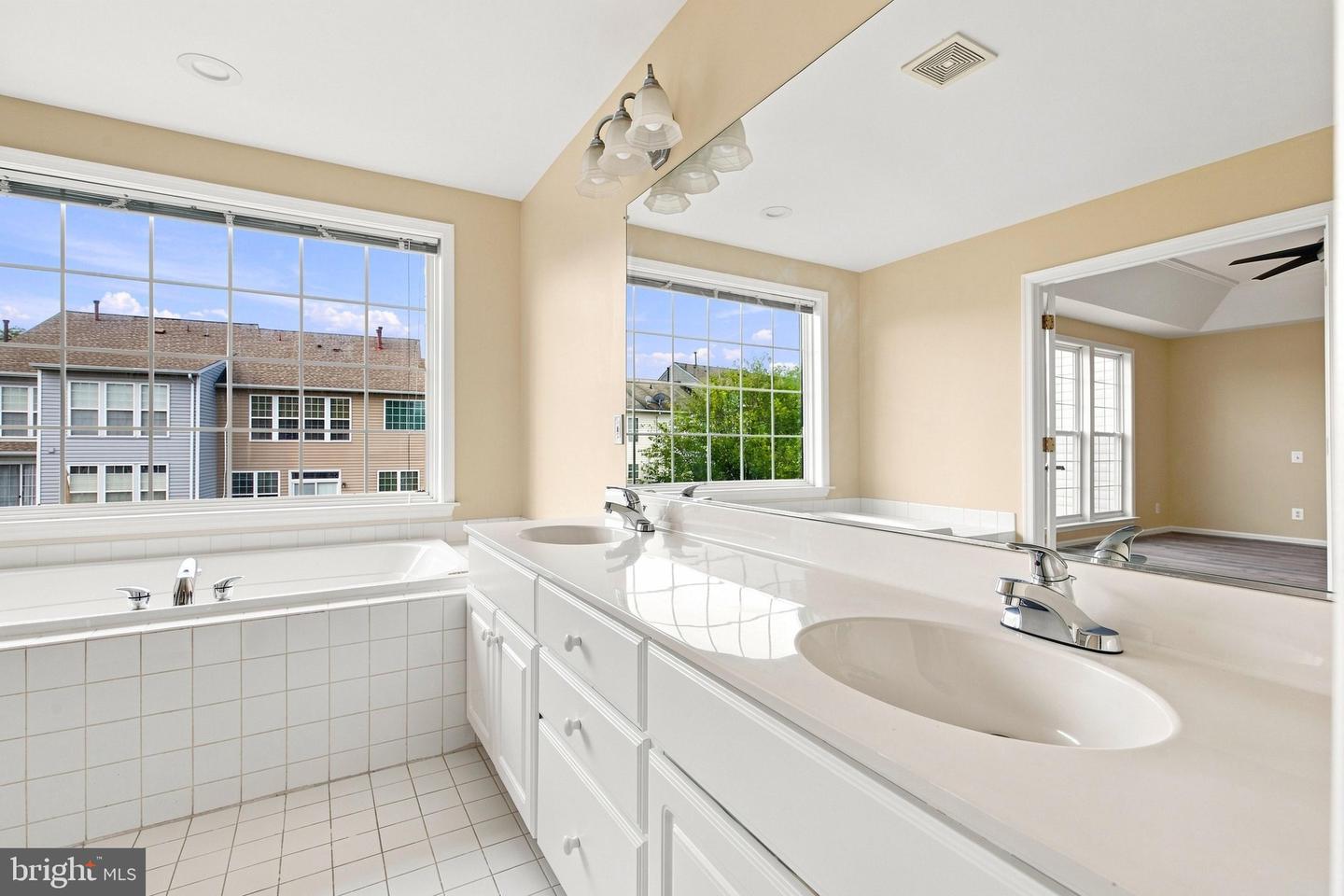 22675 Simonet Blanc Ter Property Photo 27