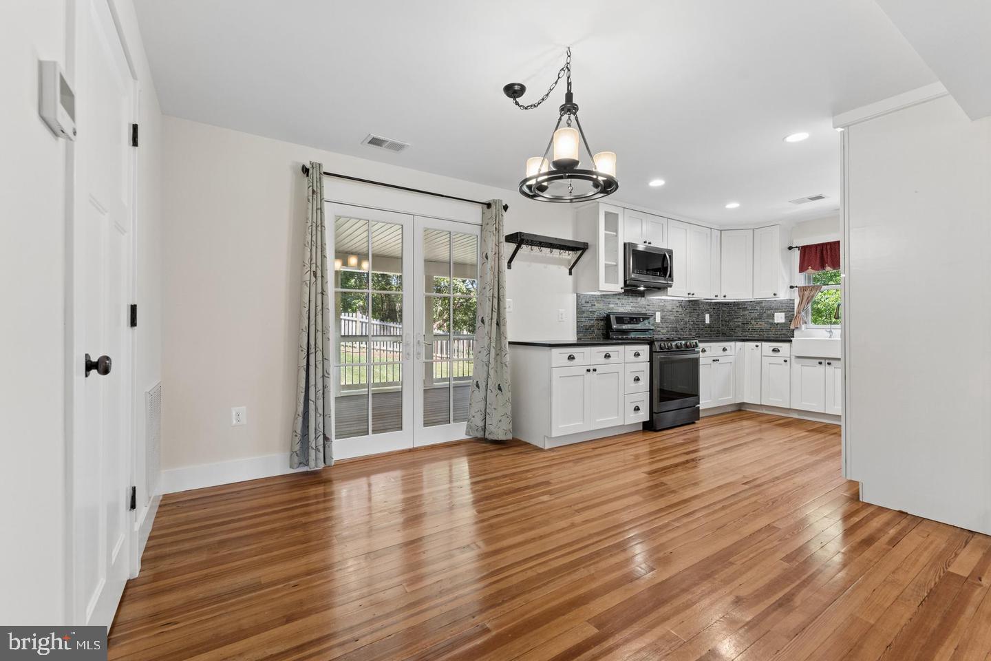 18280 Clayton Hall Rd Property Photo 10