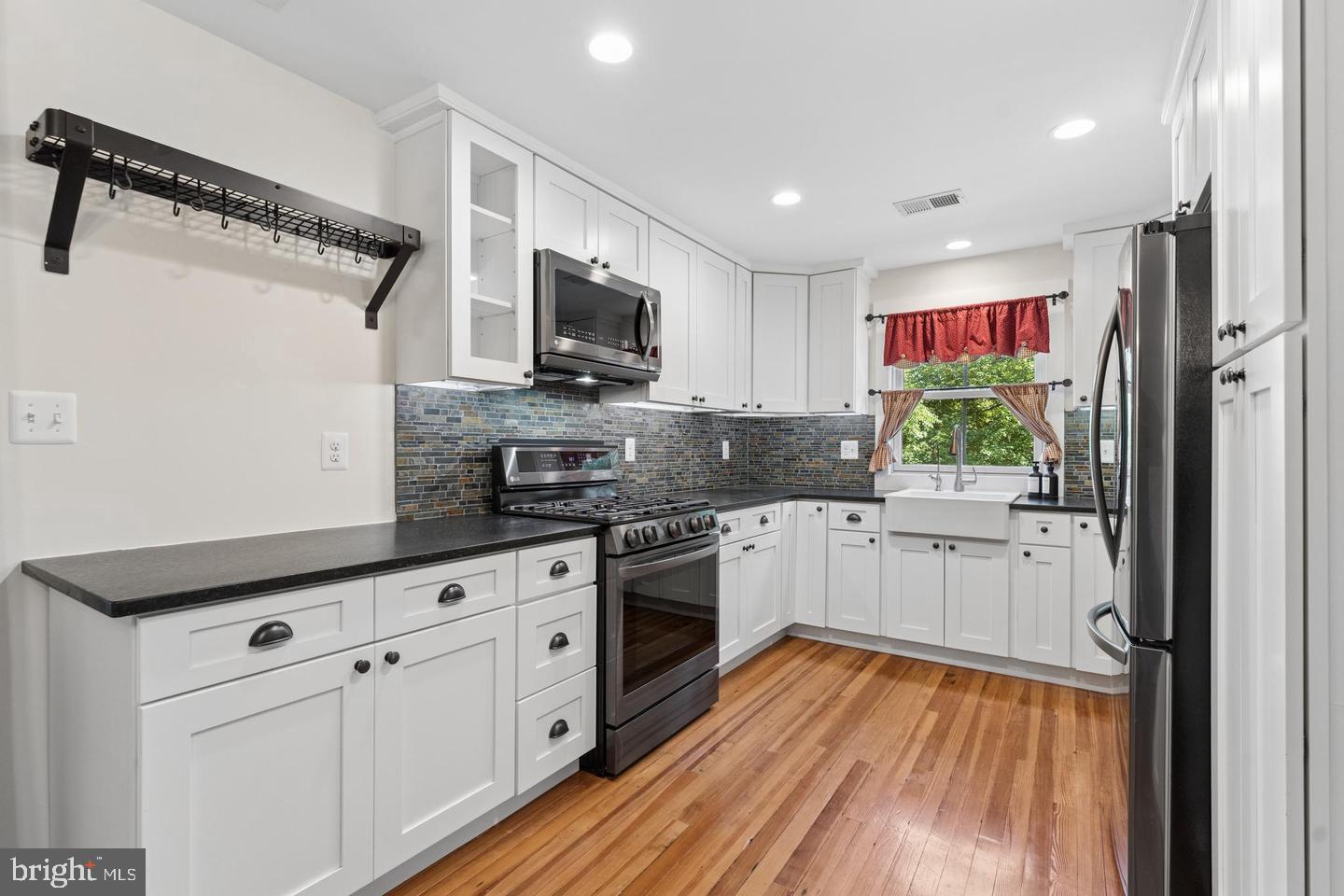 18280 Clayton Hall Rd Property Photo 12