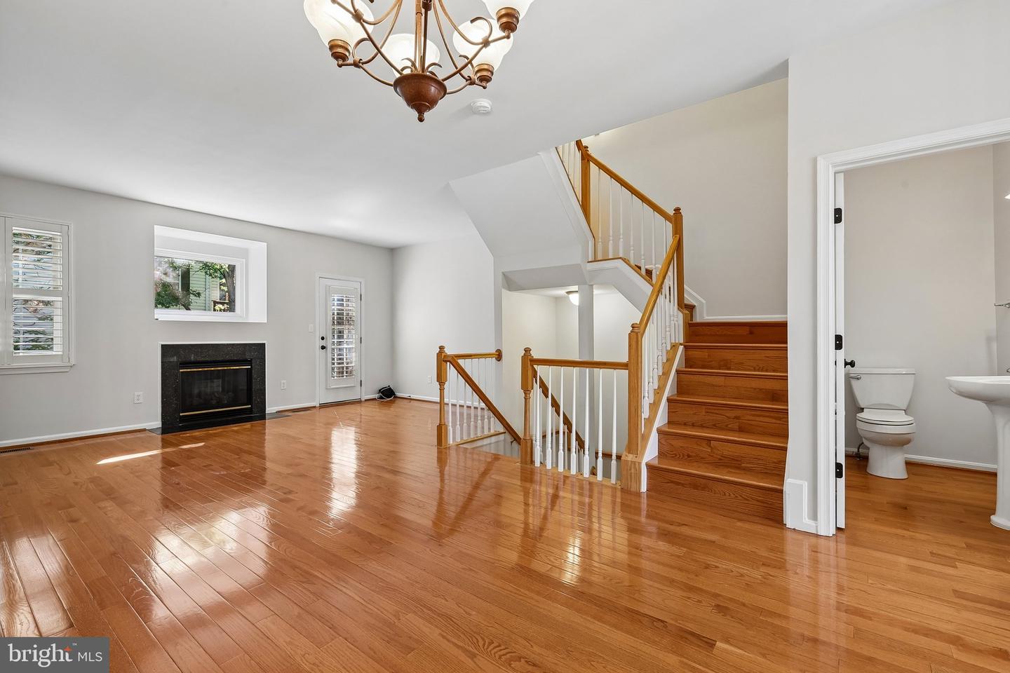 45553 Reading Ter Property Photo 8