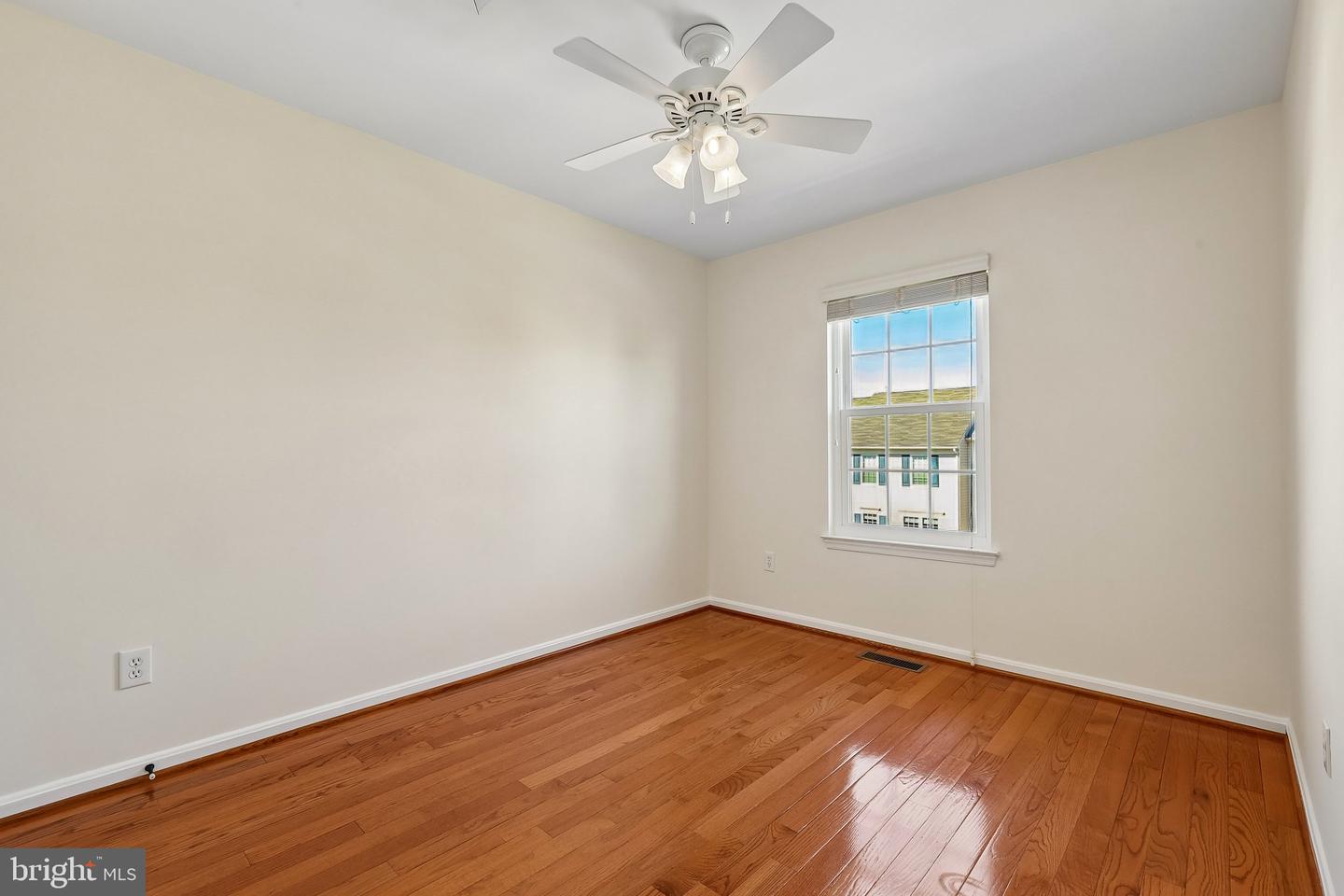 45553 Reading Ter Property Photo 22