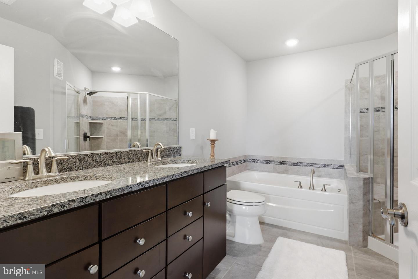 43509 Town Gate Property Photo 24