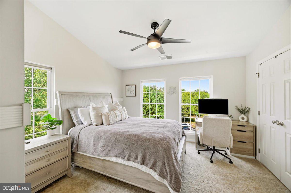 25091 Gunnery Sq Property Photo 11