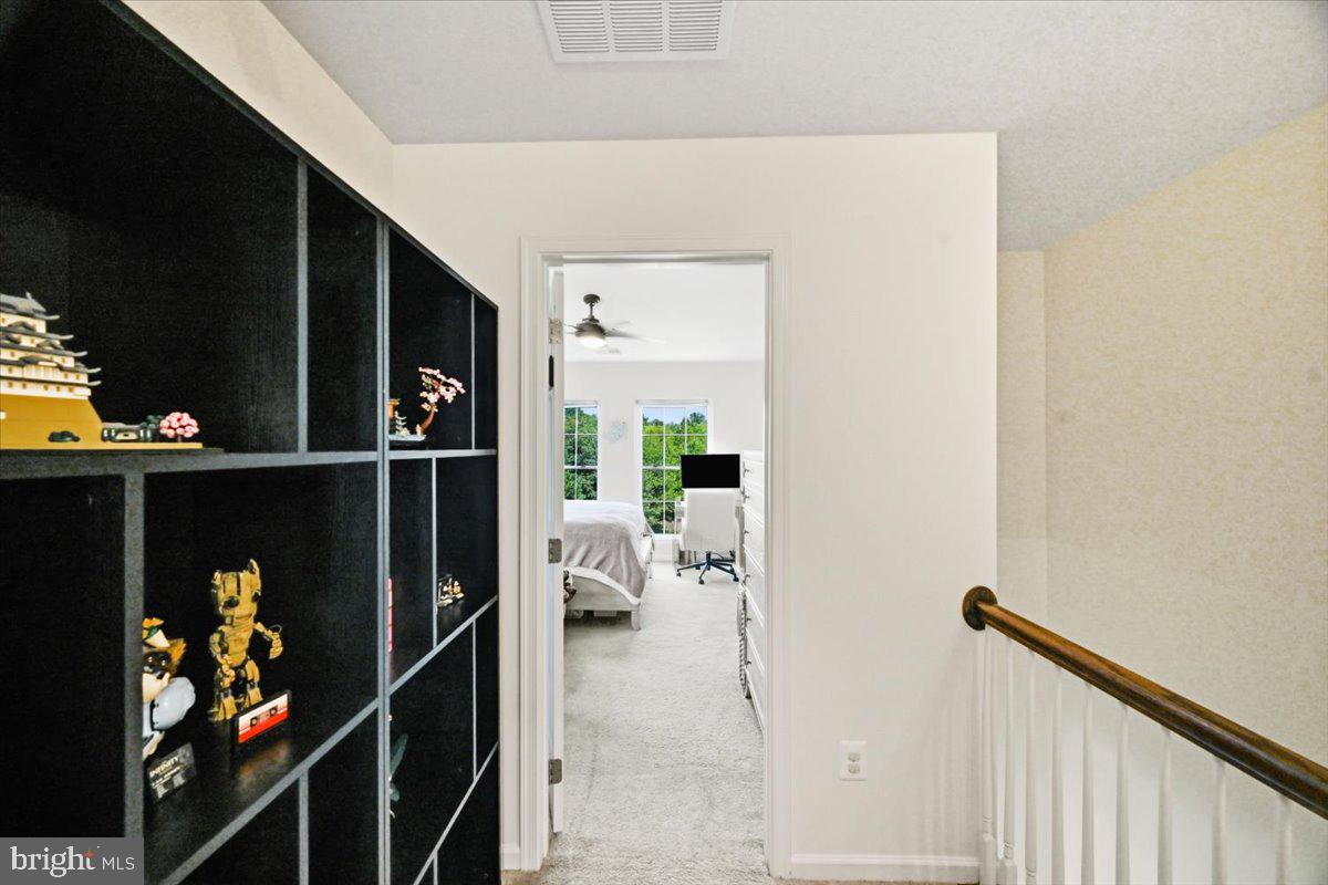 25091 Gunnery Sq Property Photo 17
