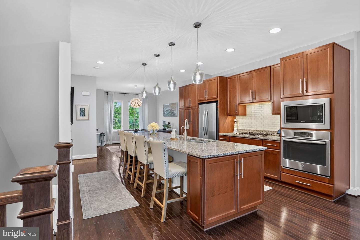 42290 Peregrine Ter Property Photo 3