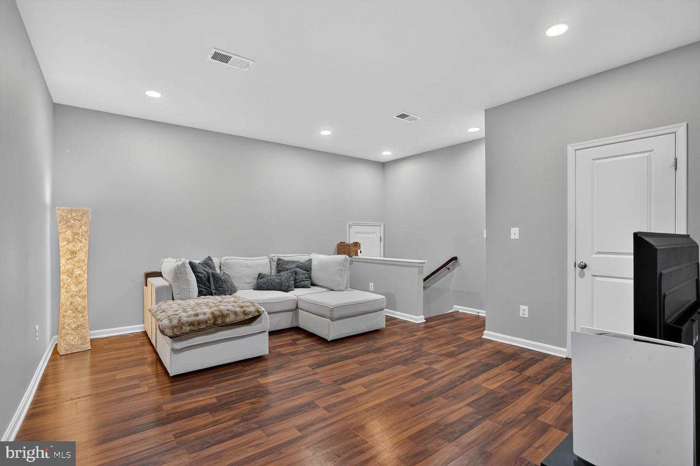 42290 Peregrine Ter Property Photo 24