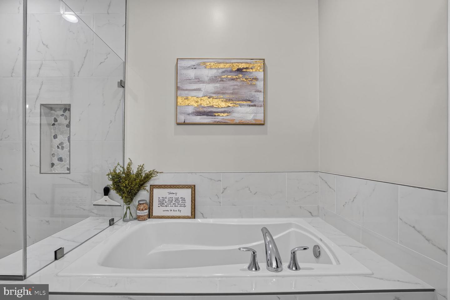 42290 Peregrine Ter Property Photo 30