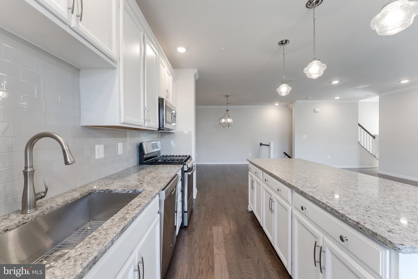 23215 Milltown Knoll Sq #115 Property Photo 10
