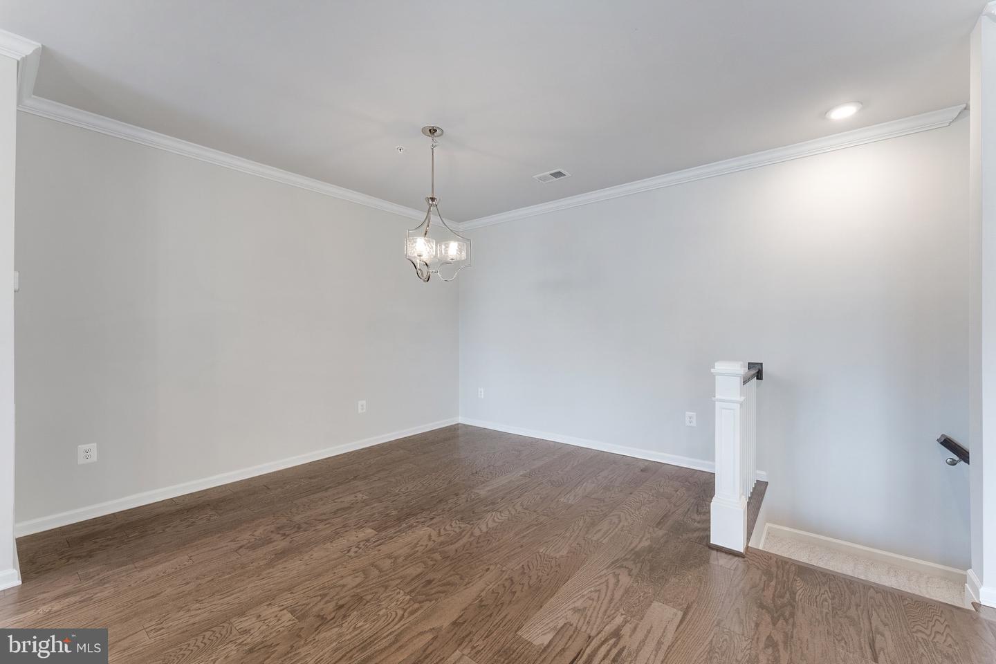 23215 Milltown Knoll Sq #115 Property Photo 11