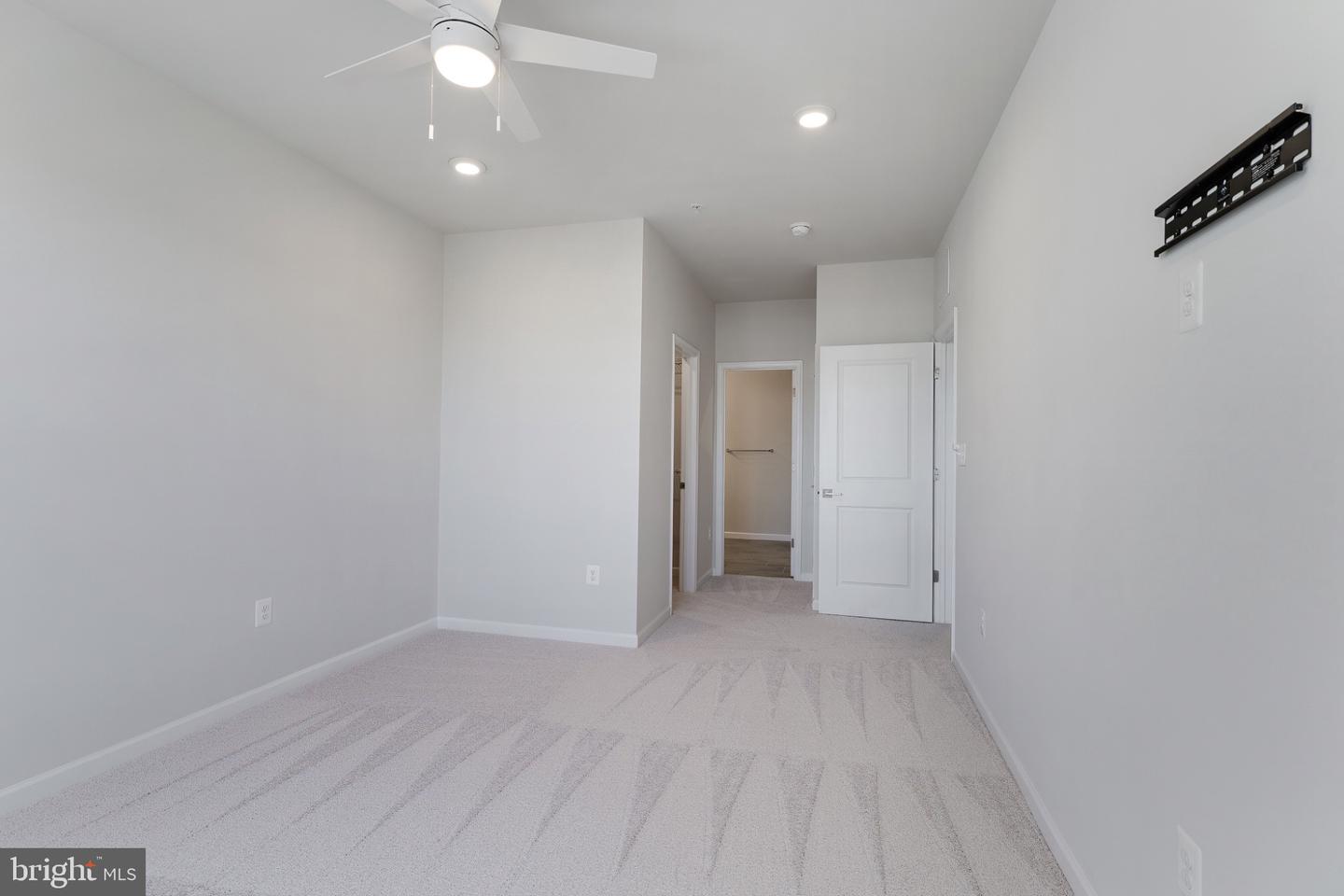 23215 Milltown Knoll Sq #115 Property Photo 24