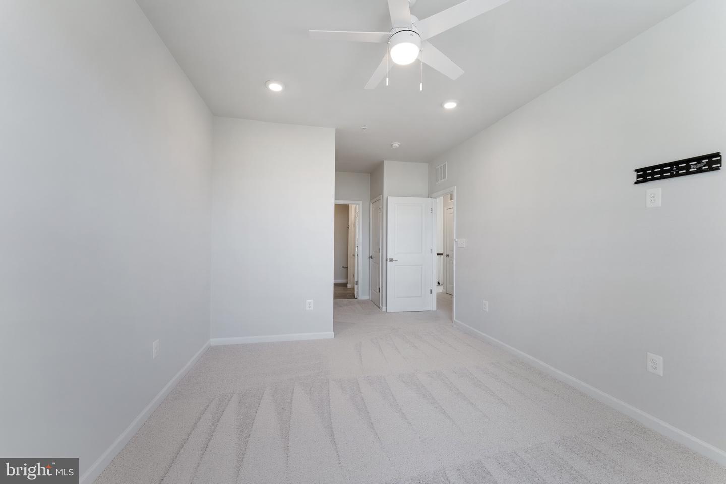 23215 Milltown Knoll Sq #115 Property Photo 25