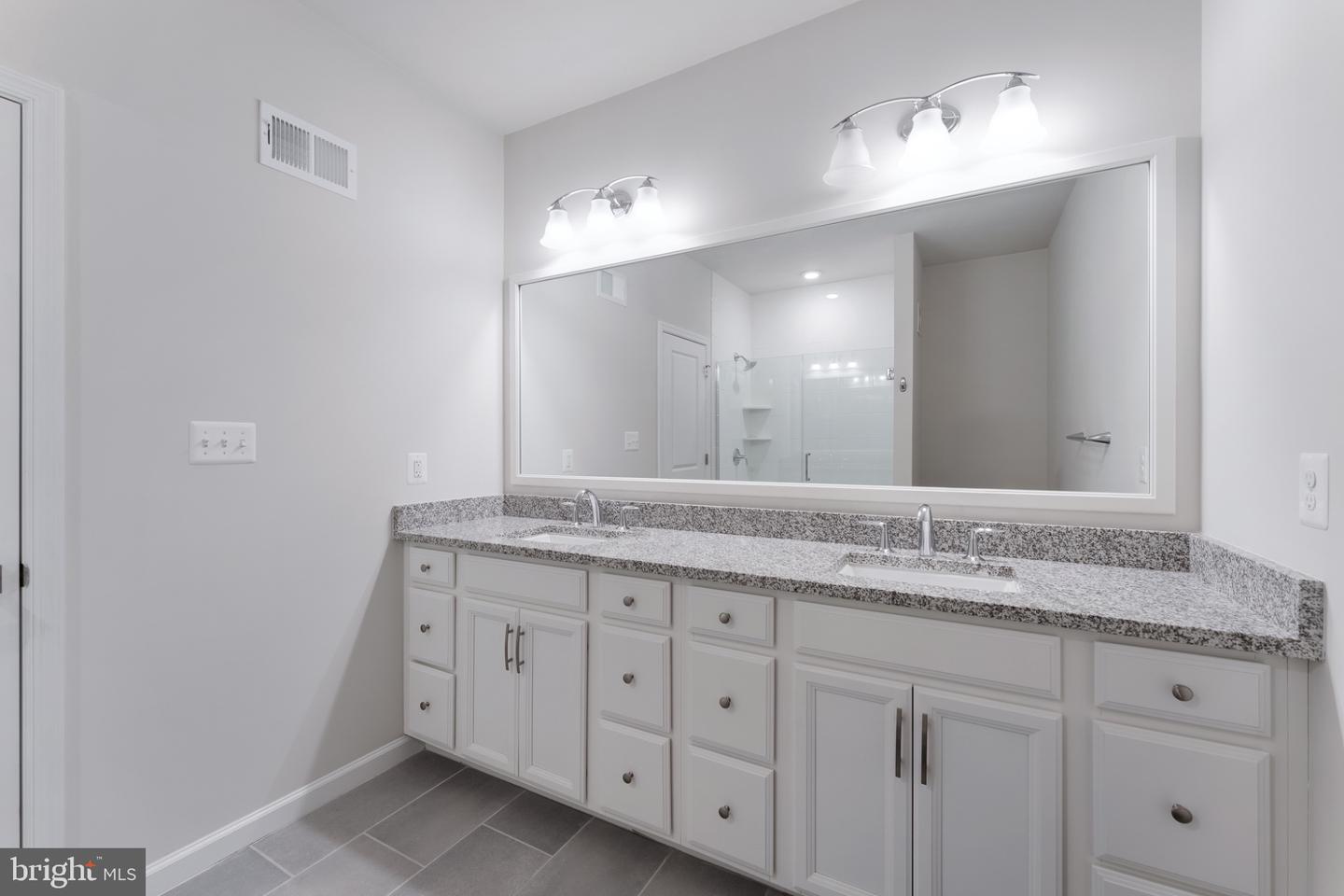23215 Milltown Knoll Sq #115 Property Photo 27