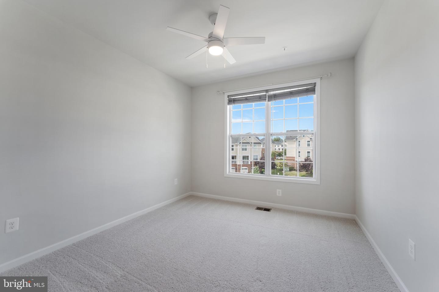23215 Milltown Knoll Sq #115 Property Photo 30