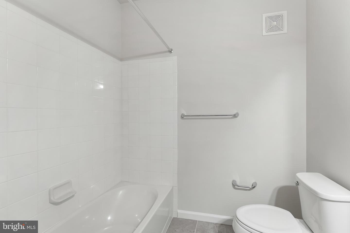 23215 Milltown Knoll Sq #115 Property Photo 34