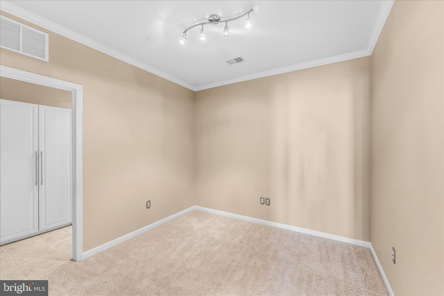 43138 Stillwater Ter #305 Property Photo 20