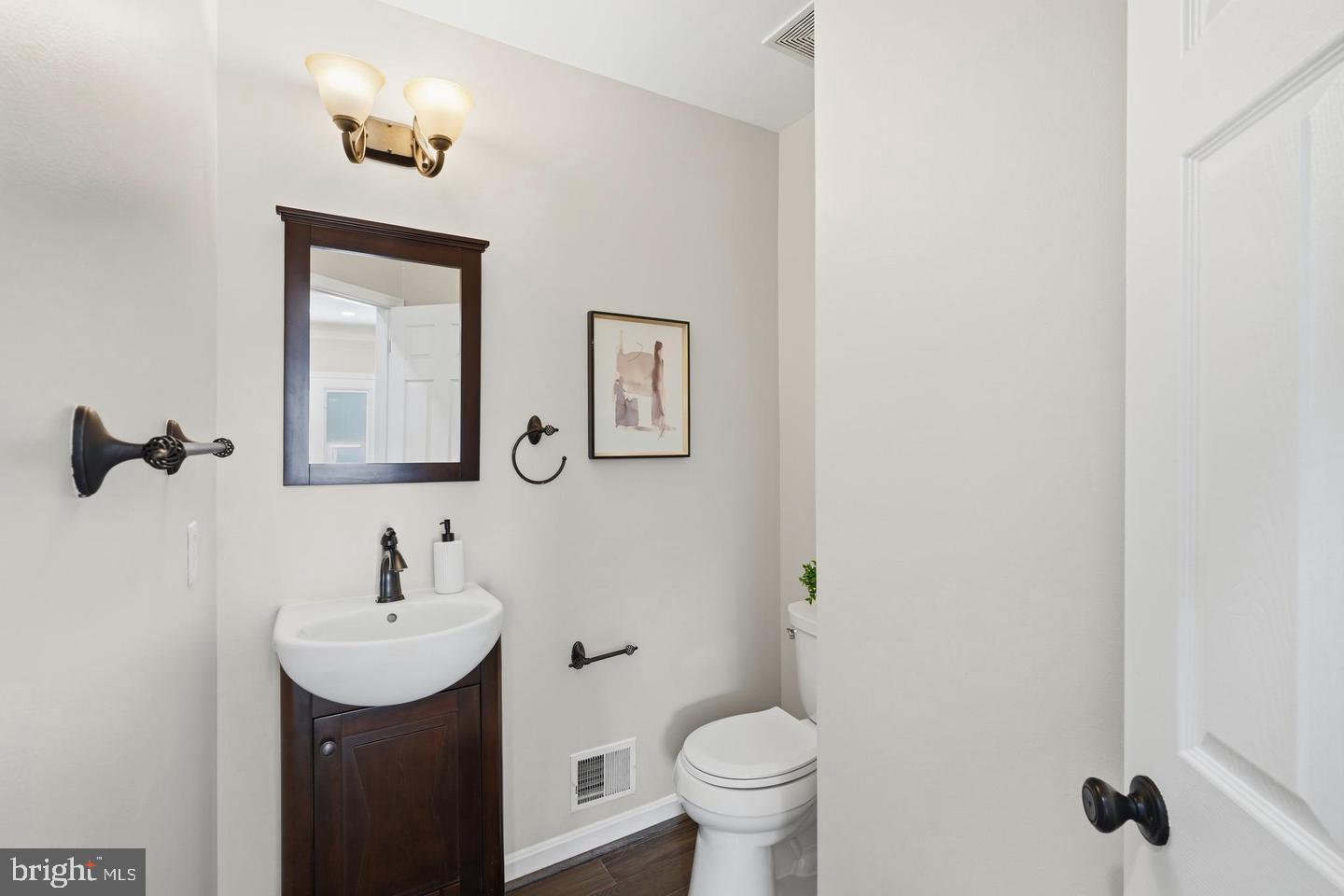 22082 Water Run Ct Property Photo 20