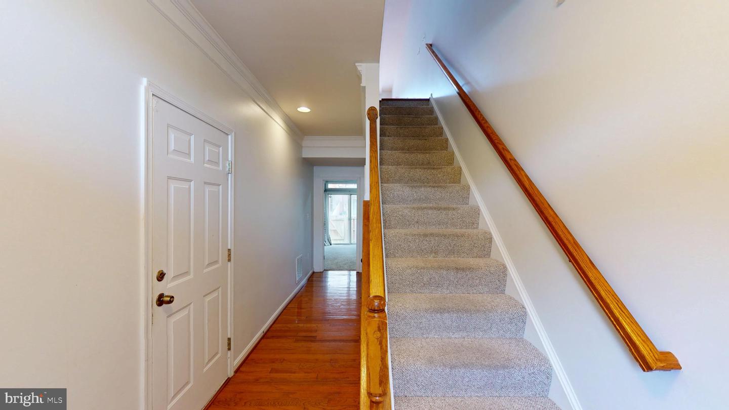 502 Legrace Ter Ne Property Photo 2