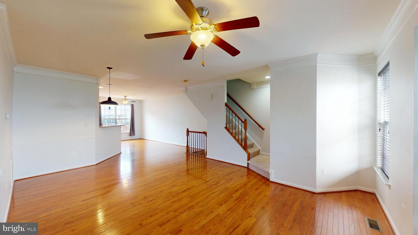 502 Legrace Ter Ne Property Photo 13