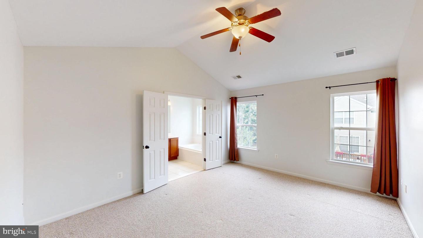 502 Legrace Ter Ne Property Photo 15
