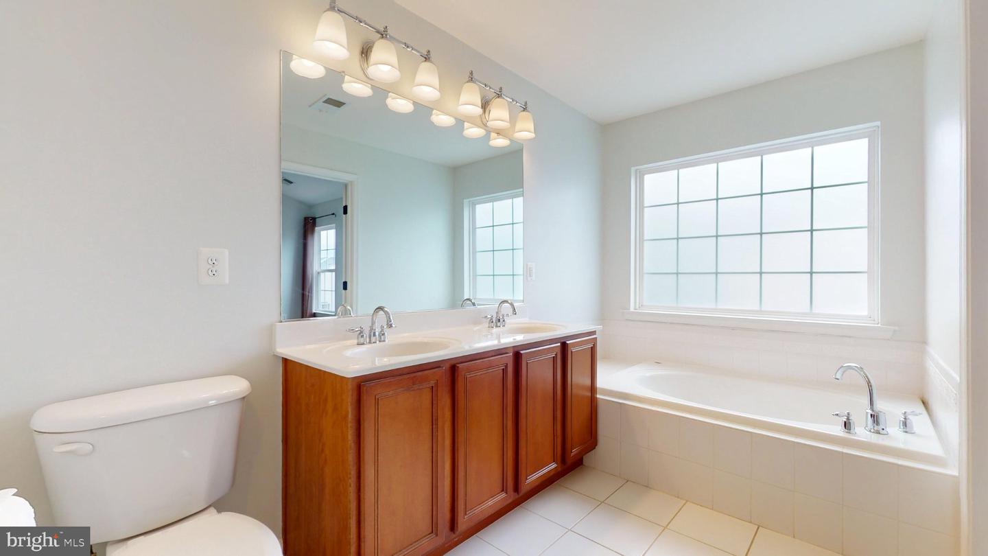 502 Legrace Ter Ne Property Photo 18