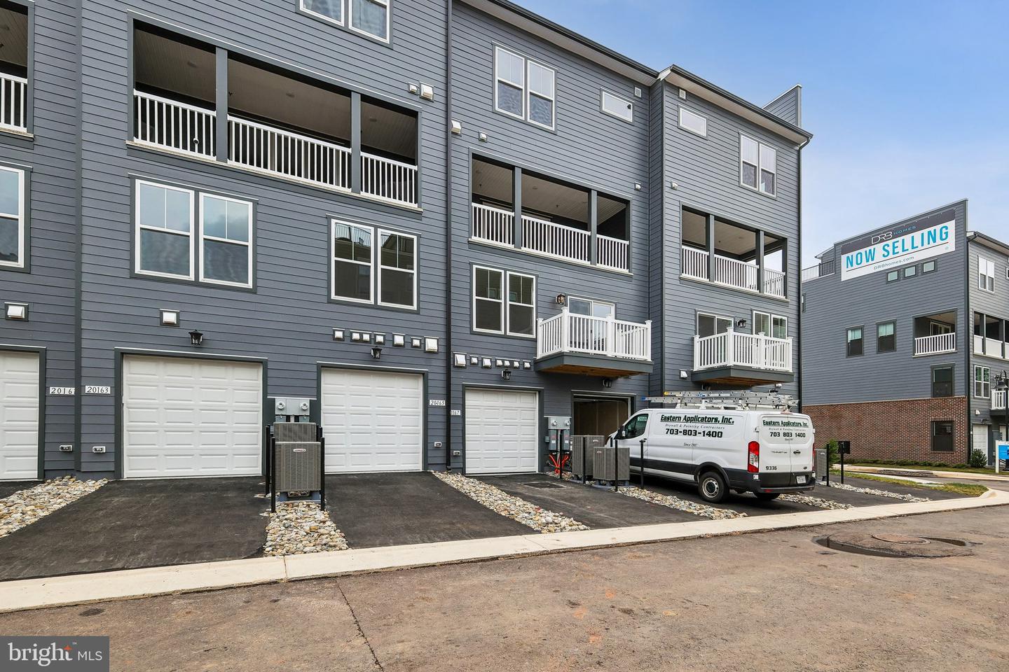 20167 Northpark Dr Property Photo 23