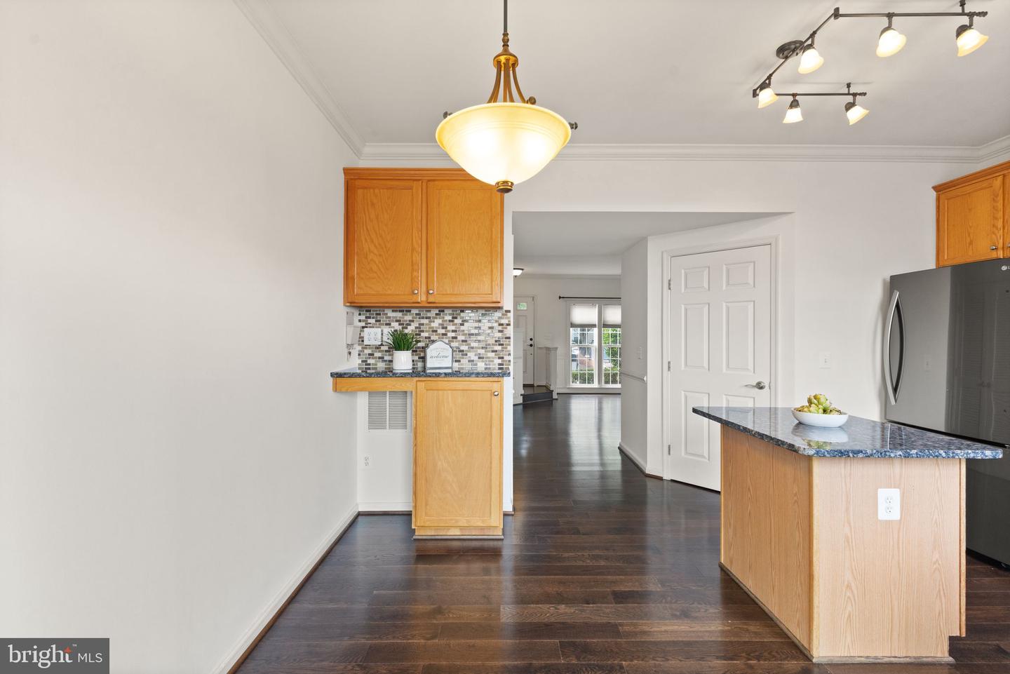 44479 Watertown Ter Property Photo 13