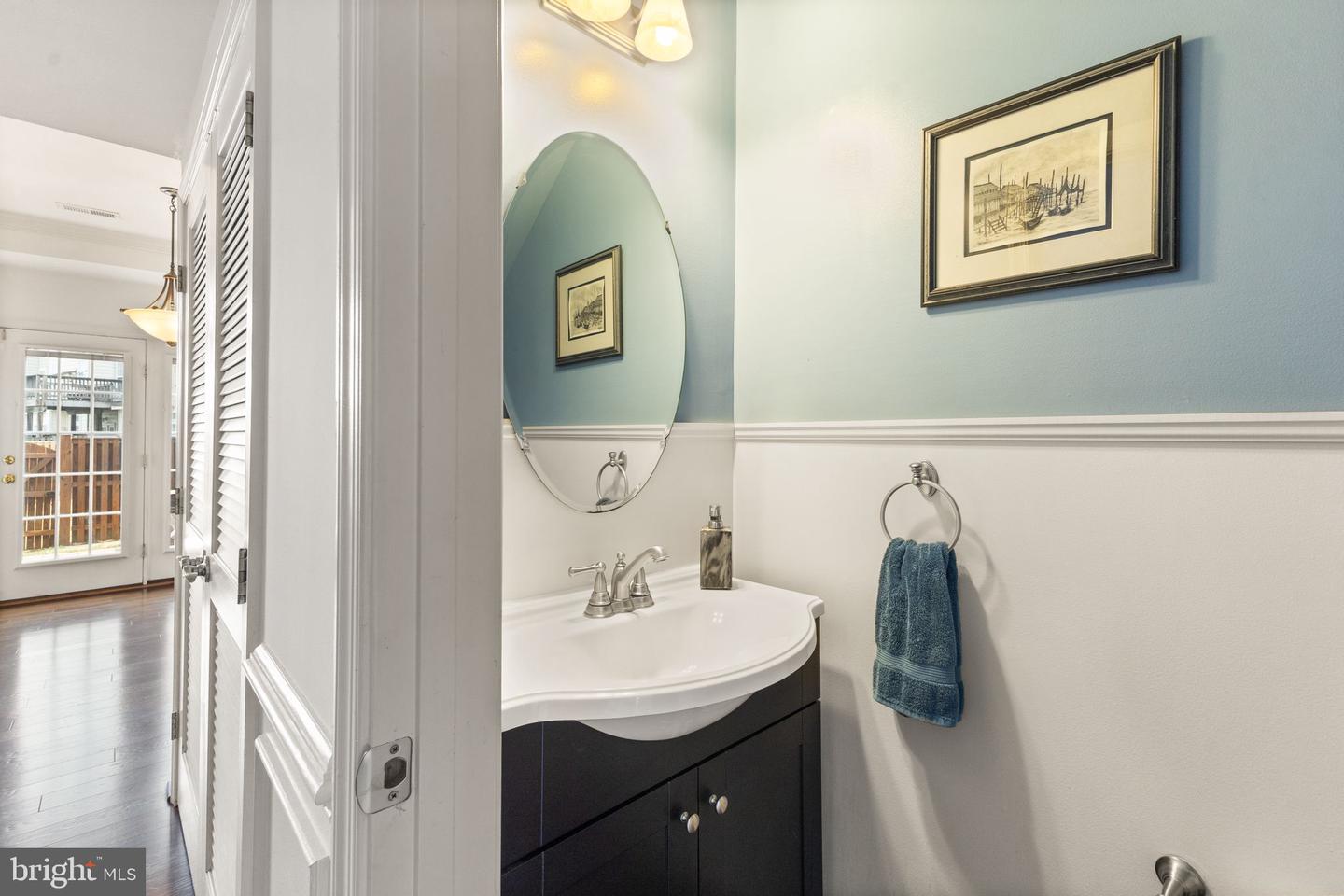 44479 Watertown Ter Property Photo 14