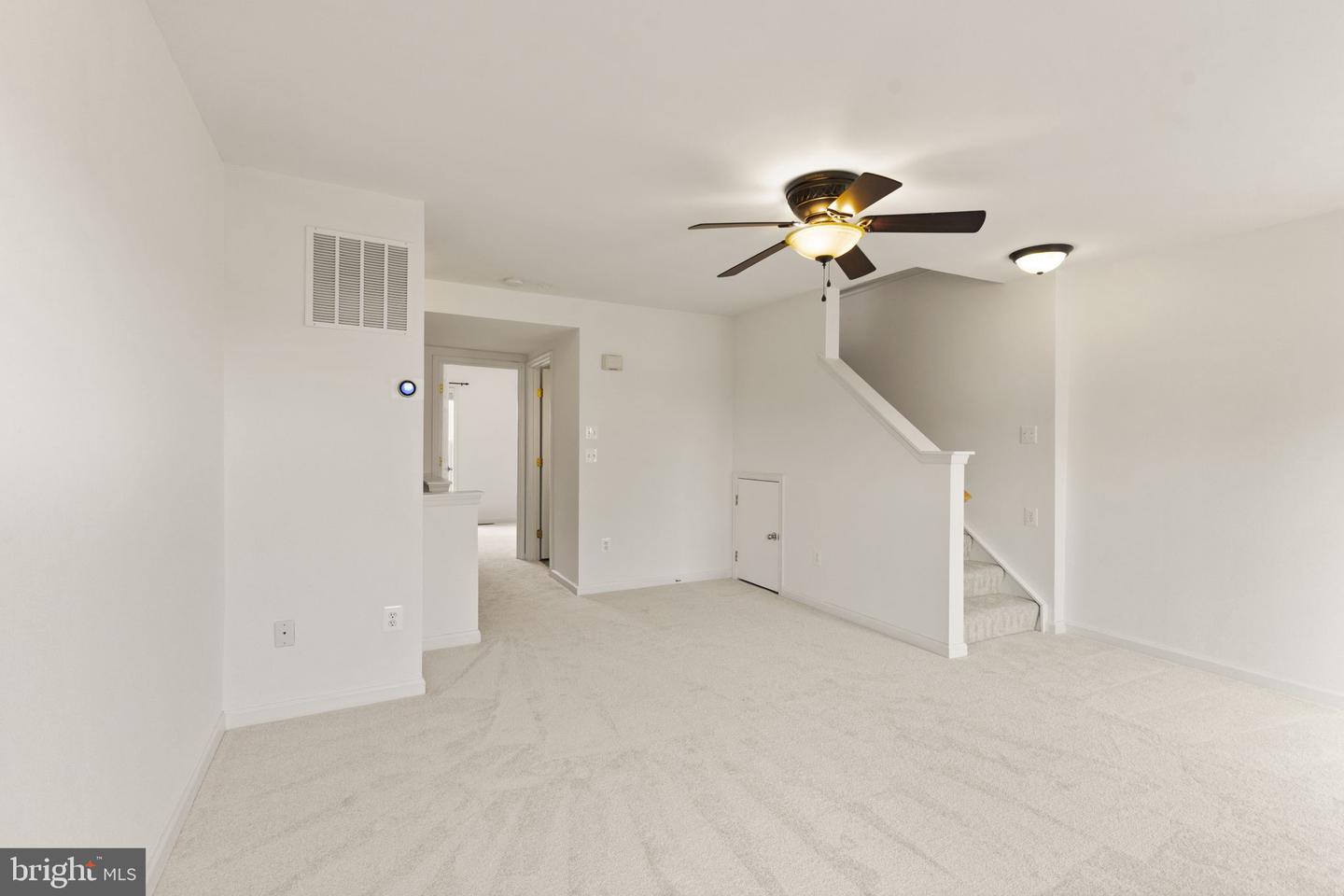 44479 Watertown Ter Property Photo 19