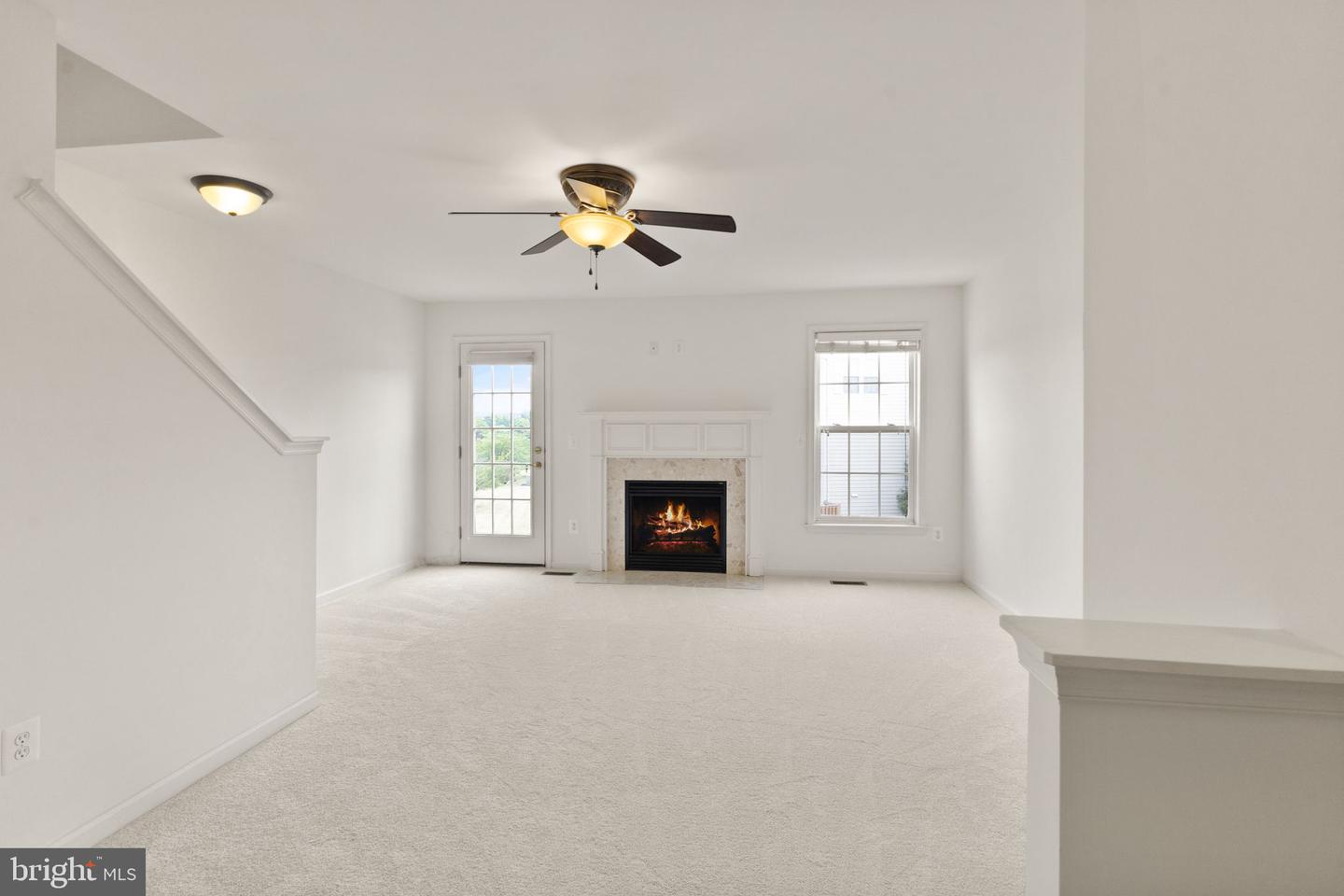 44479 Watertown Ter Property Photo 20
