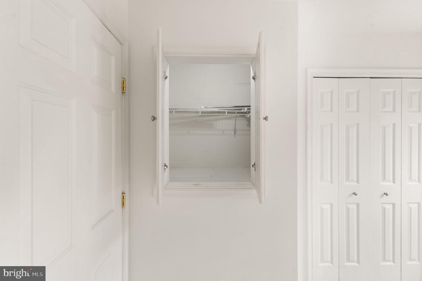 44479 Watertown Ter Property Photo 24