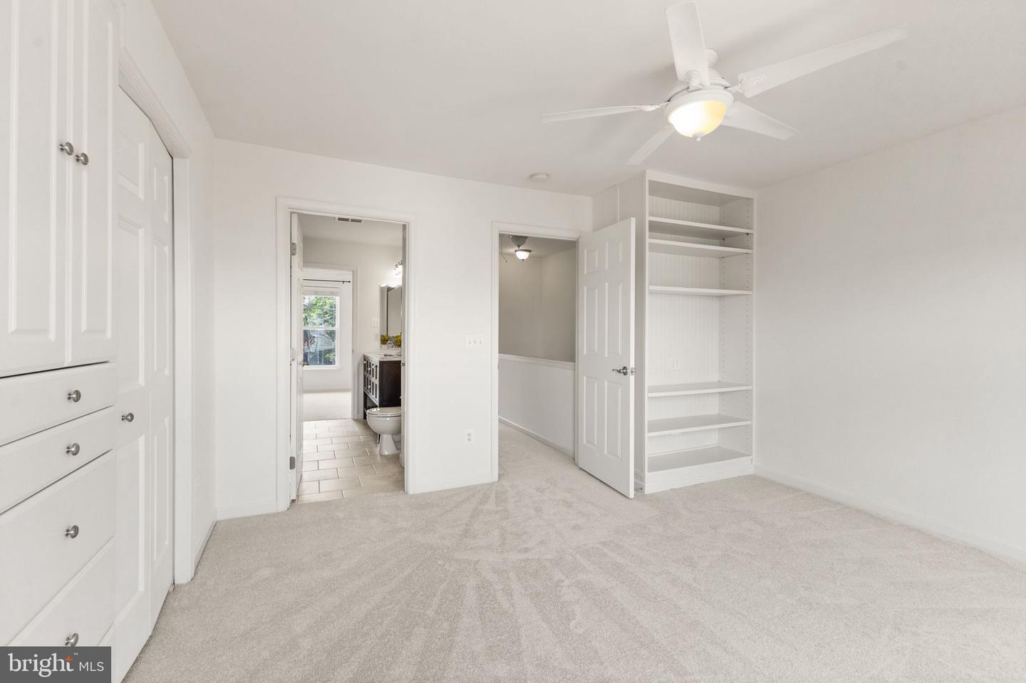 44479 Watertown Ter Property Photo 28