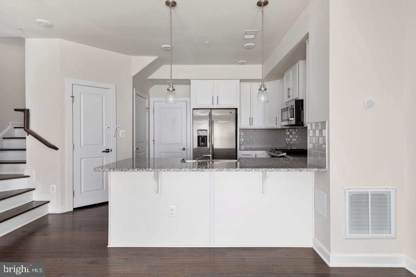 44666 Provincetown Property Photo 6