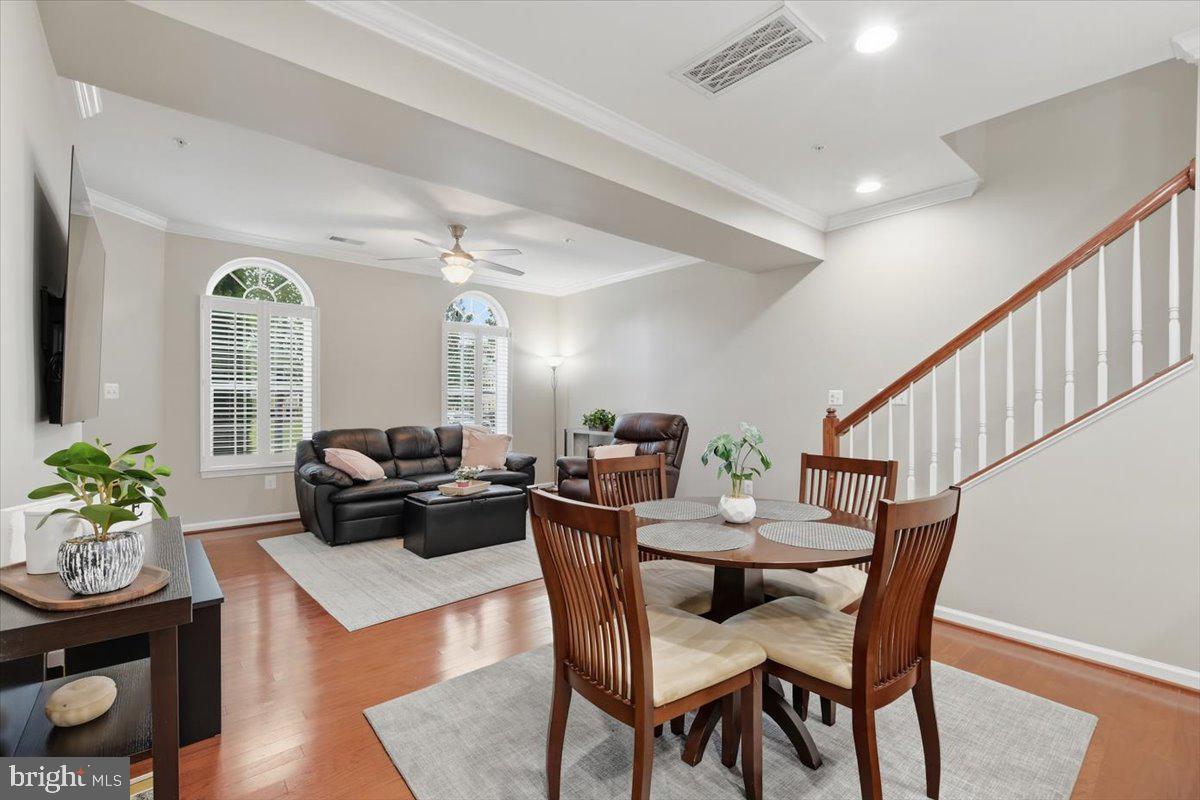 42571 Burbank Ter Property Photo 12