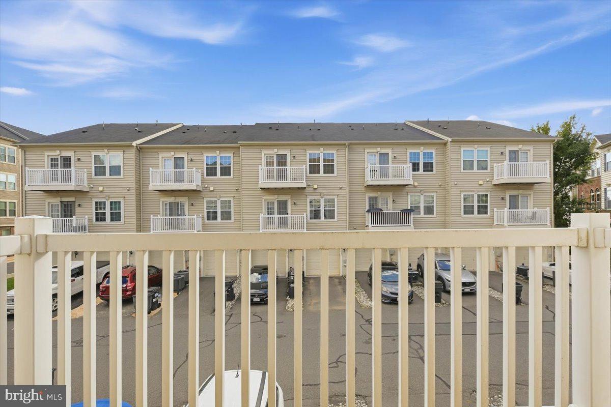 42571 Burbank Ter Property Photo 22