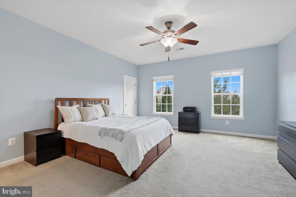 42571 Burbank Ter Property Photo 25