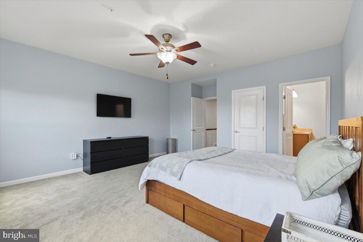 42571 Burbank Ter Property Photo 28