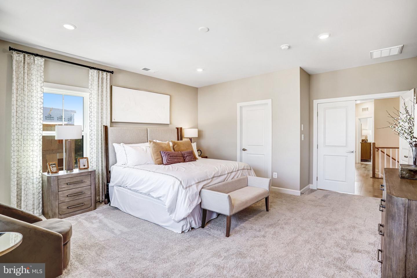 43789 Metro Ter Property Photo 35