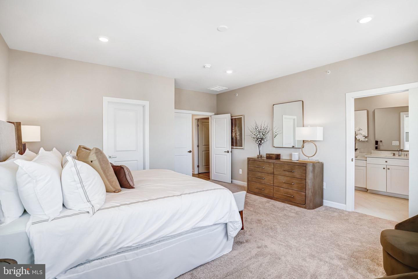 43789 Metro Ter Property Photo 36